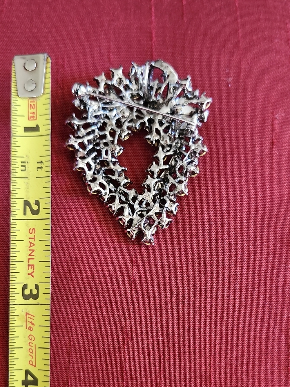 Vintage White Crystal Rhinestone Silver Tone Brooch - Picture 5 of 8